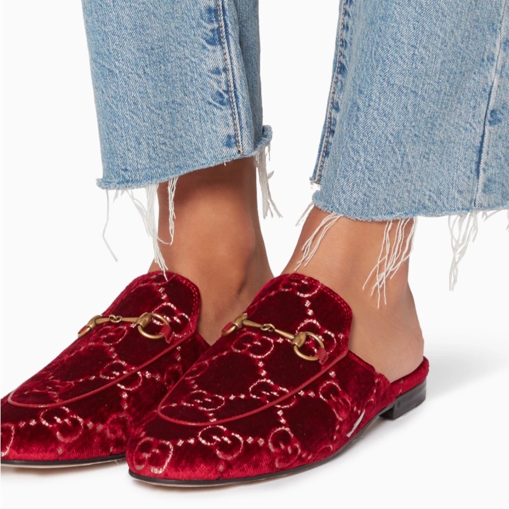 BRAND NEW!!! Gucci red velvet princetown mules